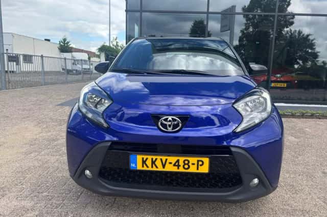 Toyota Aygo X (2023) thumbnail 3