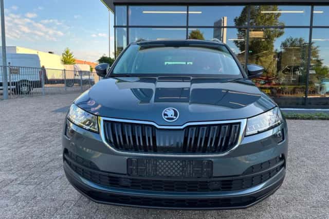 Škoda Karoq (2021) thumbnail 3