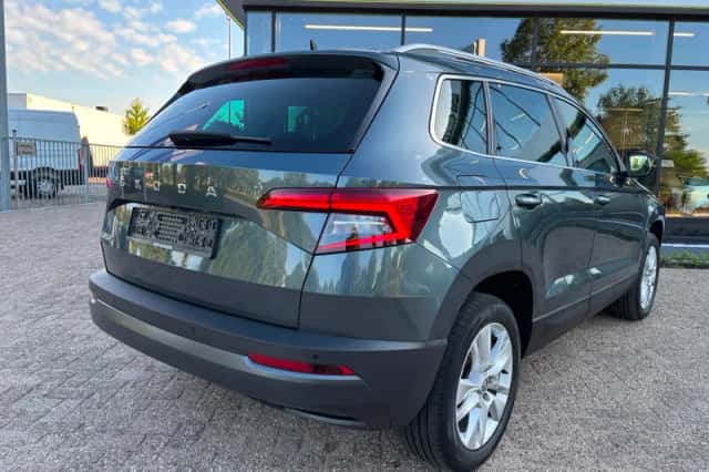 Škoda Karoq (2021) thumbnail 5