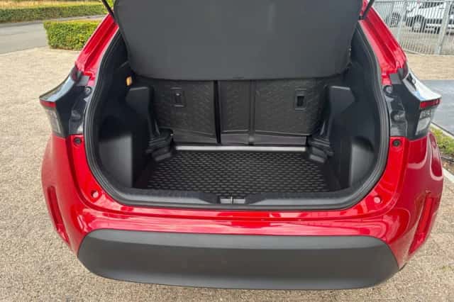 Toyota Yaris Cross (2023) thumbnail 5