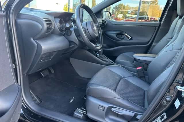 Toyota Yaris (2022) thumbnail 6