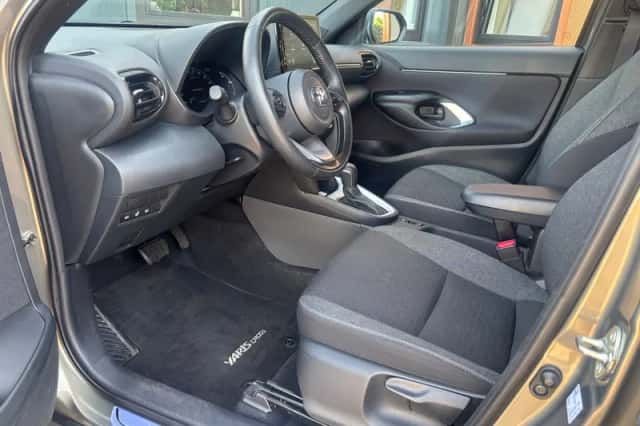 Toyota Yaris Cross (2023) thumbnail 6