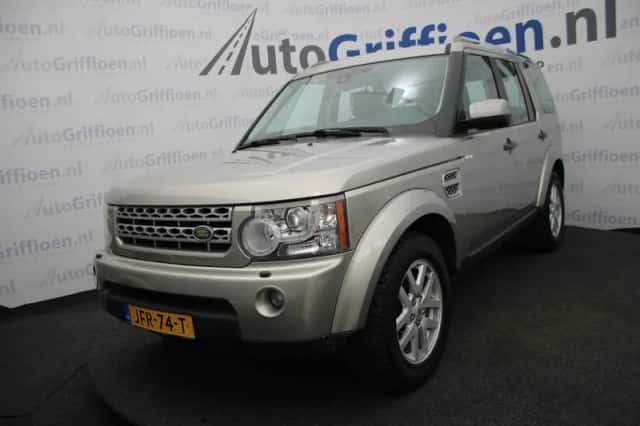 Land Rover Discovery (2010) thumbnail 1
