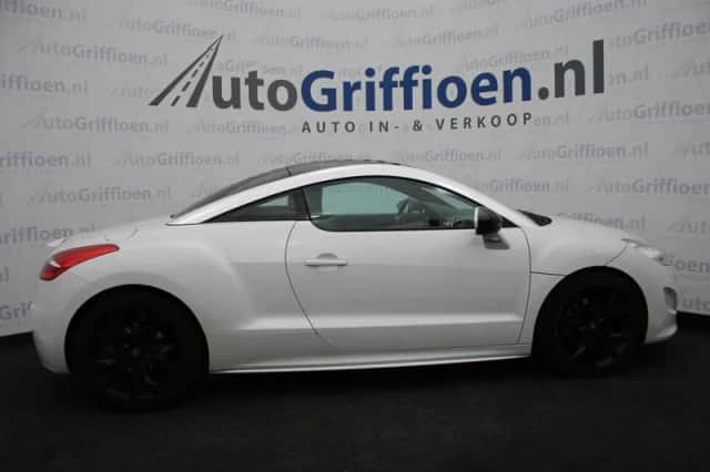 Peugeot RCZ (2011) thumbnail 6