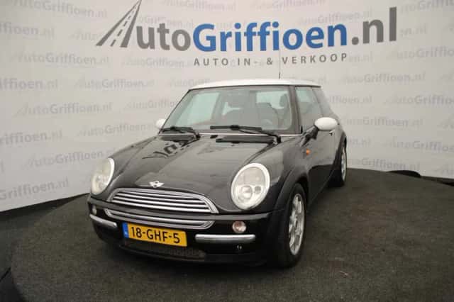 MINI Cooper (2003) thumbnail 1