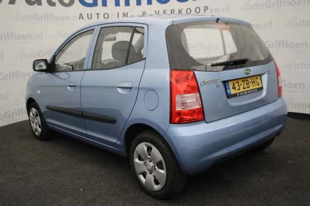 Kia Picanto (2007) thumbnail 3