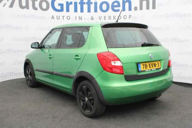 Škoda Fabia (2012) thumbnail 3