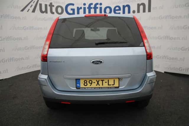 Ford Fusion (2007) thumbnail 4