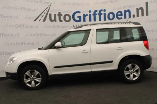 Škoda Yeti (2011) thumbnail 2