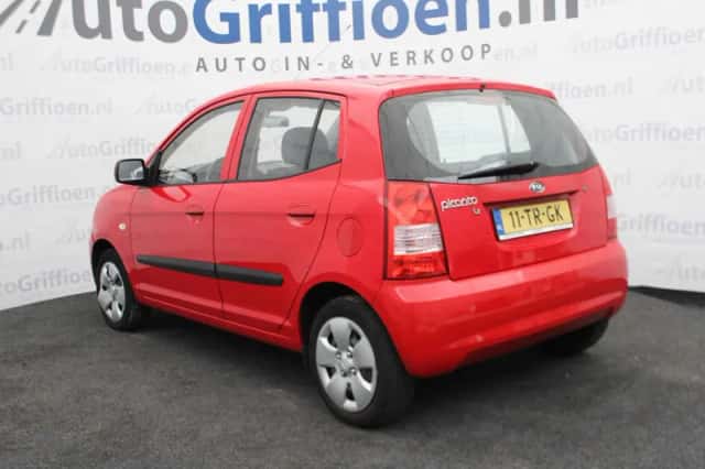 Kia Picanto (2007) thumbnail 3