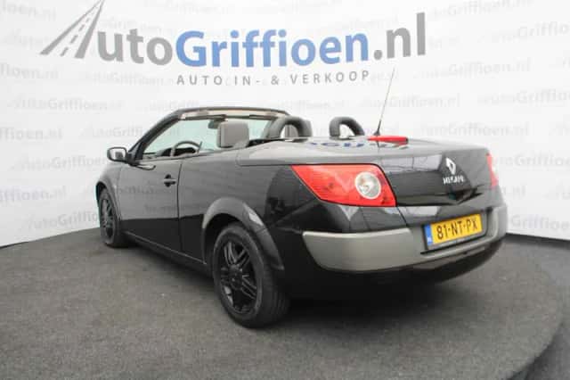 Renault Mégane (2004) thumbnail 6
