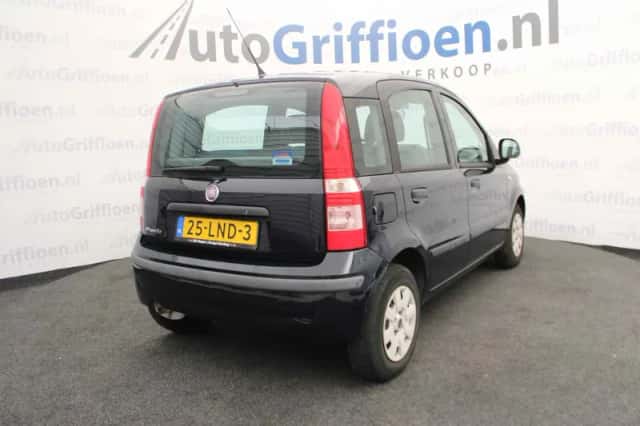Fiat Panda (2010) thumbnail 5
