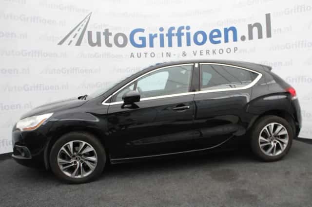 Citroën DS4 (2011) thumbnail 2