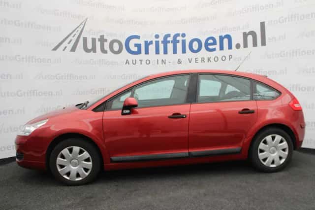 Citroën C4 (2008) thumbnail 2