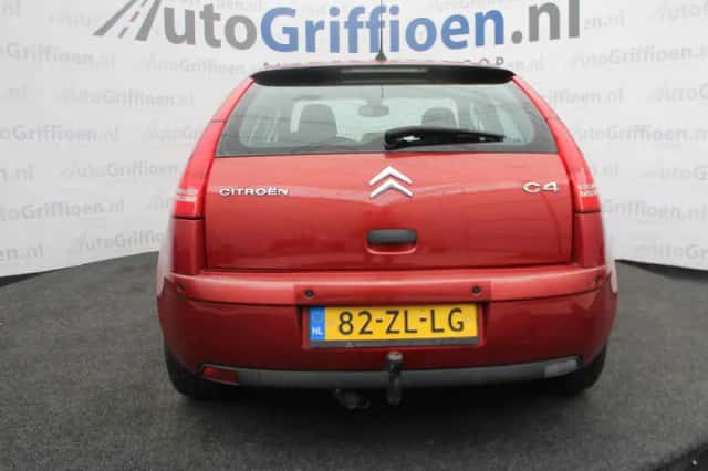 Citroën C4 (2008) thumbnail 4