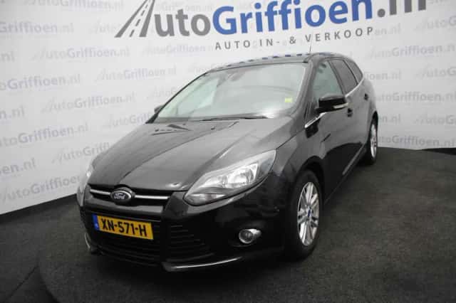 Ford Focus (2013) thumbnail 1