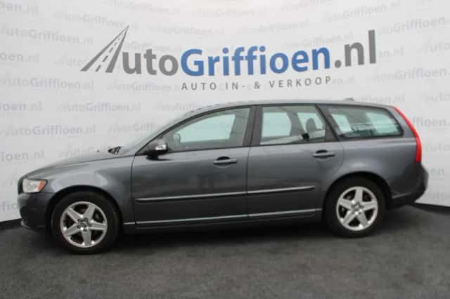 Volvo V50 (2009) thumbnail 2