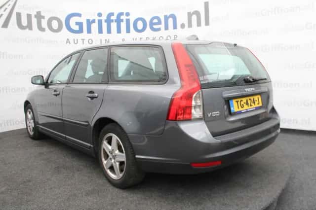 Volvo V50 (2009) thumbnail 3