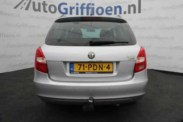 Škoda Fabia (2011) thumbnail 4