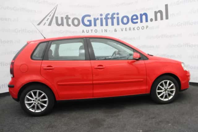 Volkswagen Polo (2007) thumbnail 6