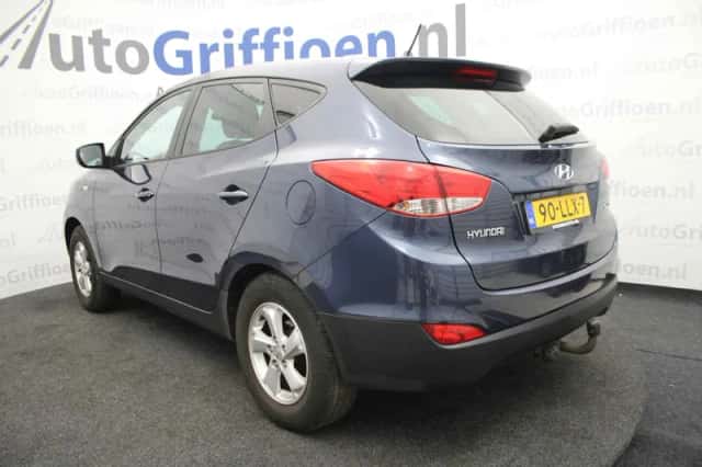 Hyundai ix35 (2010) thumbnail 3