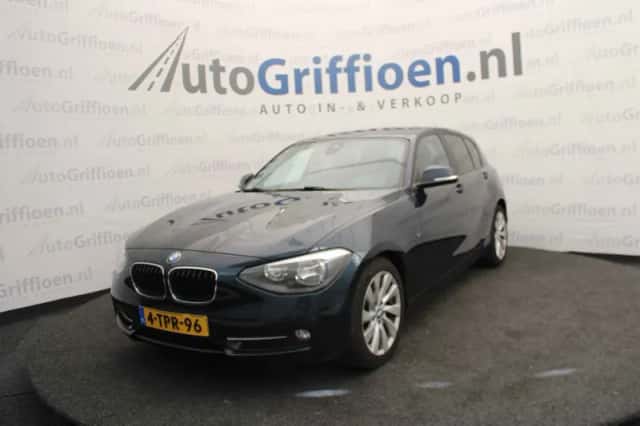 BMW 1-Serie (2012) thumbnail 1