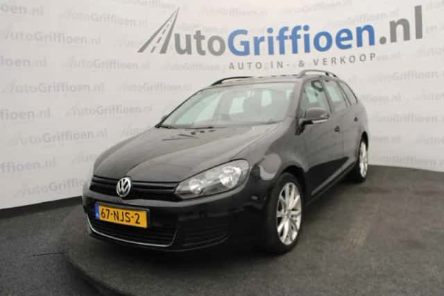 Volkswagen Golf (2010) thumbnail 1