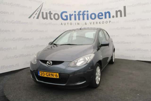 Mazda 2 (2008) thumbnail 1