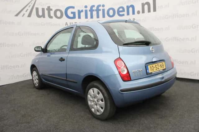 Nissan Micra (2006) thumbnail 3