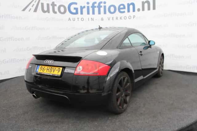 Audi TT (2000) thumbnail 5