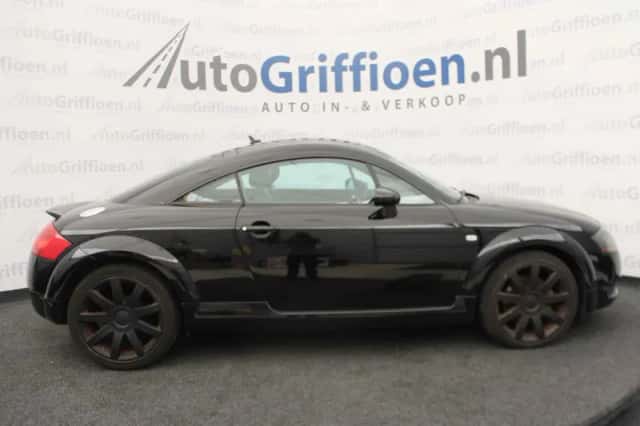 Audi TT (2000) thumbnail 6