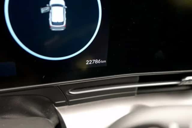 Hyundai Kona (2025) thumbnail 4