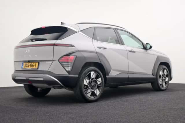 Hyundai Kona (2025) thumbnail 2