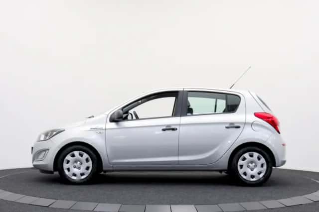 Hyundai i20 (2012) thumbnail 6