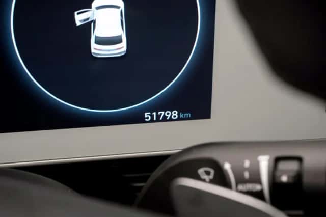 Hyundai Ioniq 5 (2022) thumbnail 4