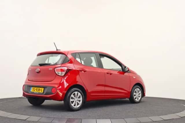 Hyundai i10 (2018) thumbnail 2