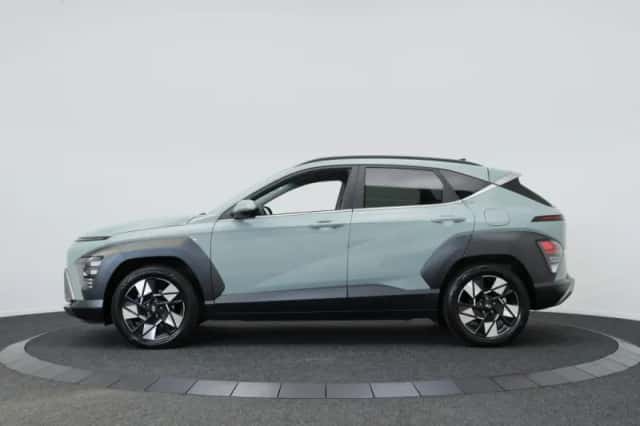 Hyundai Kona (2024) thumbnail 6