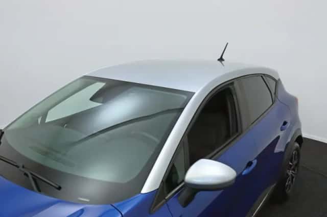 Renault Captur (2021) thumbnail 6