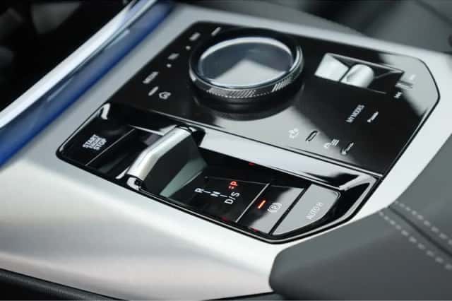 BMW X3 (2026) thumbnail 6
