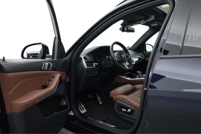 BMW X5 (2022) thumbnail 5
