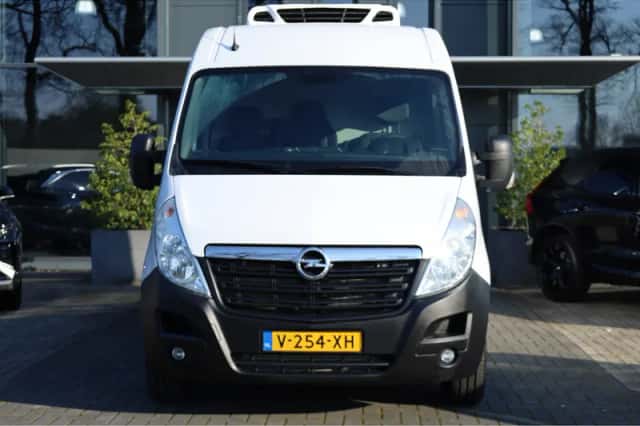 Opel Movano (2019) thumbnail 2