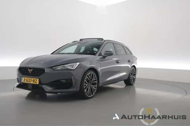 CUPRA Leon Sportstourer (2024) thumbnail 1