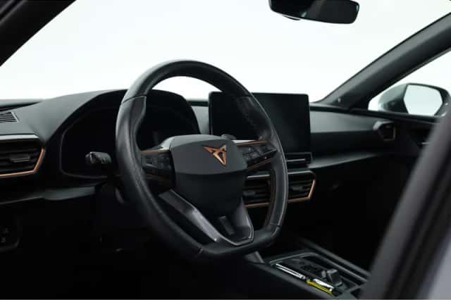 CUPRA Leon Sportstourer (2024) thumbnail 5