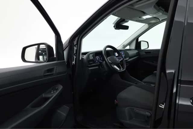 Volkswagen Caddy (2024) thumbnail 5