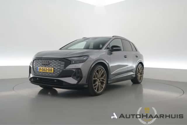 Audi Q4 e-tron (2021) thumbnail 1