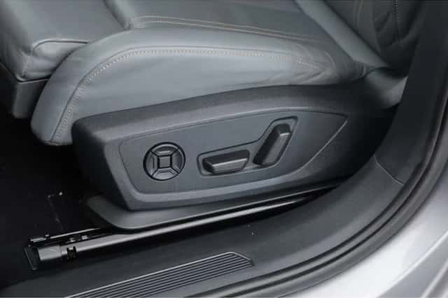Audi Q4 e-tron (2021) thumbnail 5