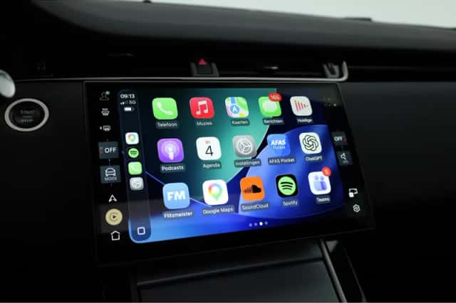 Land Rover Range Rover Evoque (2024) thumbnail 4