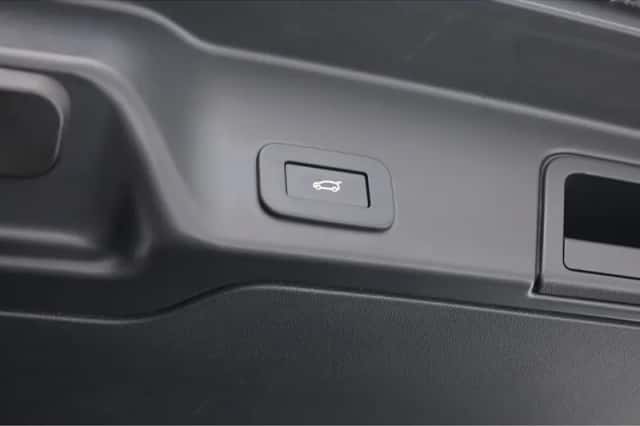 Land Rover Range Rover Evoque (2024) thumbnail 5