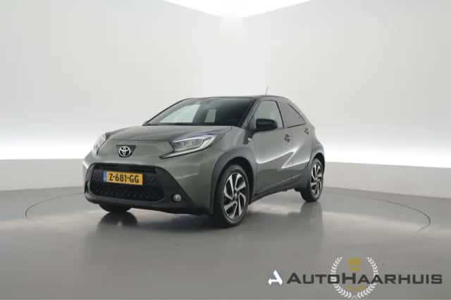 Toyota Aygo (2023) thumbnail 1