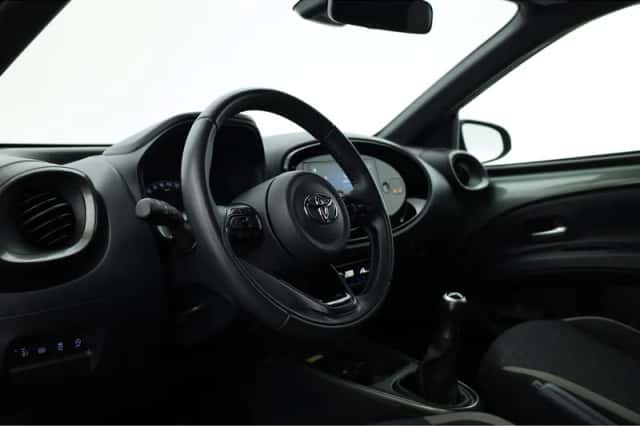 Toyota Aygo (2023) thumbnail 6